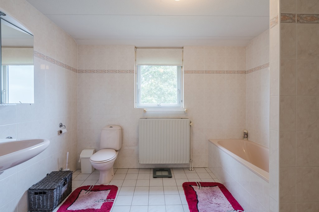 20250918, Onderweg 28, Waddinxveen, Oudijk Makelaardij (57 of 87).jpg